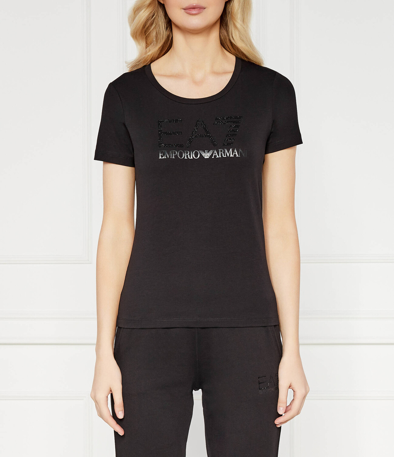 Футболка EA7 Regular Fit stretch, черный
Футболка EA7 Regular Fit stretch, черный