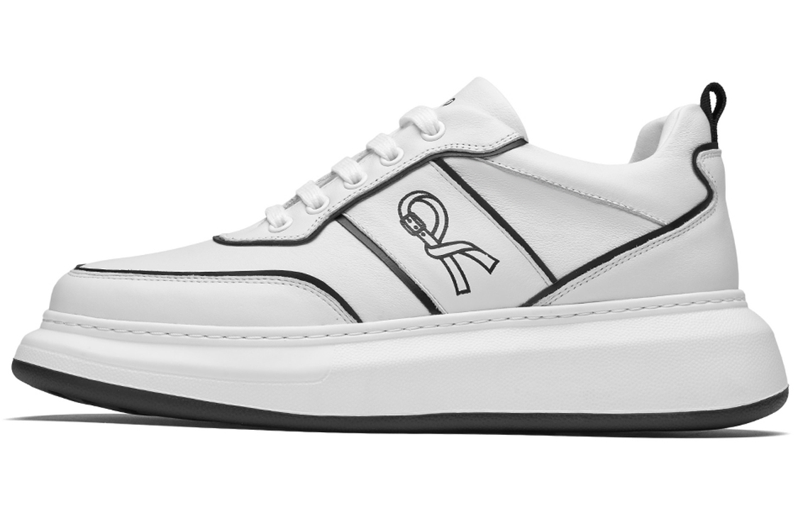 Стильные скейтерские туфли ROBERTA DI CAMERINO мужские бело-черные
Стильные скейтерские туфли ROBERTA DI CAMERINO мужские бело-черные