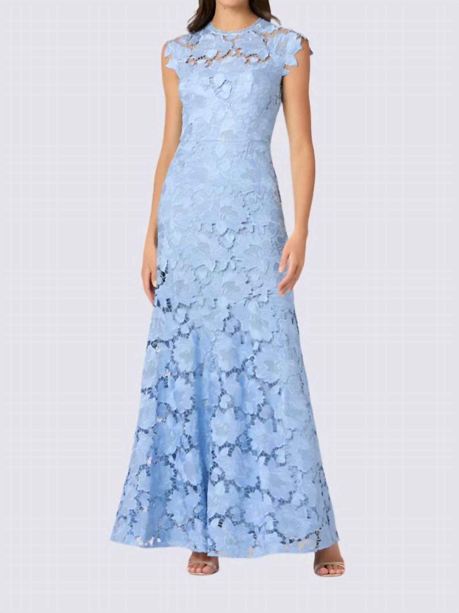 Shoshanna Платье Raven в цвете Vista Blue
Shoshanna Платье Raven в цвете Vista Blue