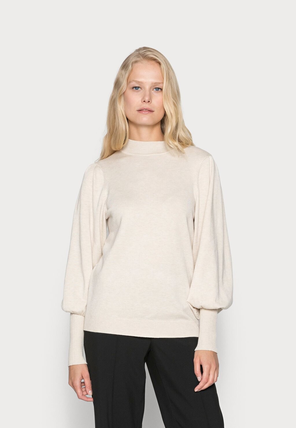 Свитер вязаный SC-DOLLIE 666 Soyaconcept, цвет cream melange
Свитер вязаный SC-DOLLIE 666 Soyaconcept, цвет cream melange