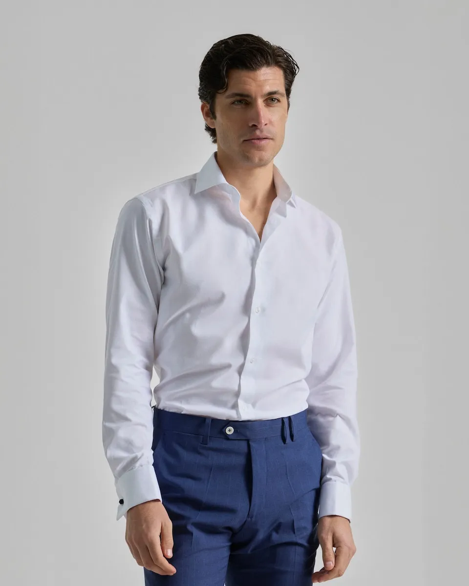 Мужская рубашка однотонная белая с запонками стандартного кроя PuroEgo, белый
Мужская рубашка однотонная белая с запонками стандартного кроя PuroEgo, белый