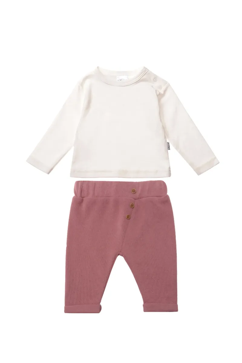 Комплект начального снаряжения Liliput "комплект из рубашки с длинными рукавами и брюк", выполненный из мягкого материала, розовый 
Комплект начального снаряжения Liliput "комплект из рубашки с длинными рукавами и брюк", выполненный из мягкого материала, розовый