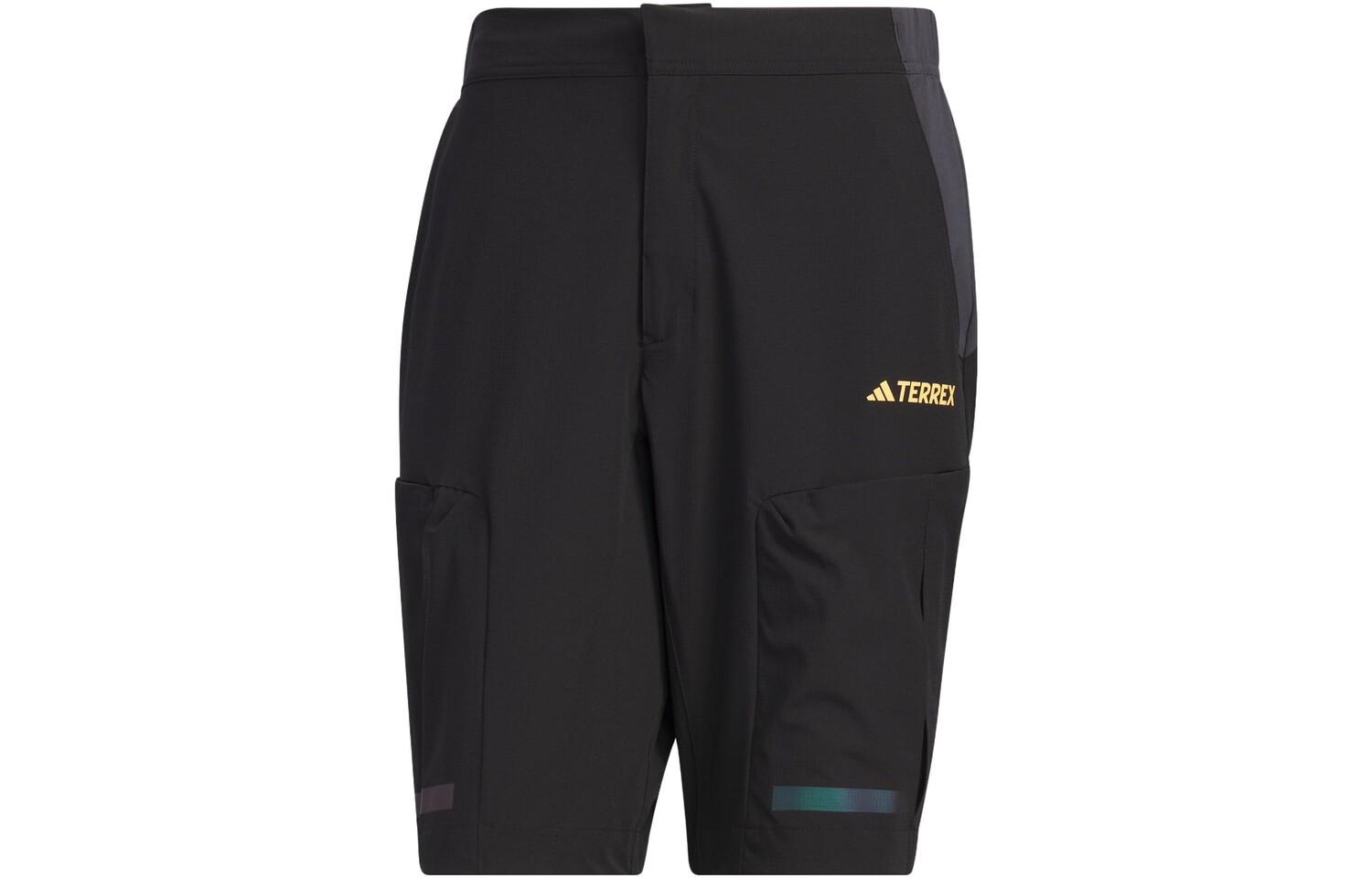 Спортивные шорты мужские черные Adidas, черный
Спортивные шорты мужские черные Adidas, черный