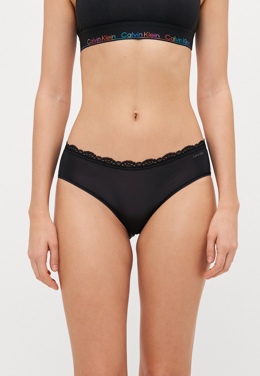 Брифы Calvin Klein Underwear HIPSTER MICROFIBER STRETCH, Black
Брифы Calvin Klein Underwear HIPSTER MICROFIBER STRETCH, Black