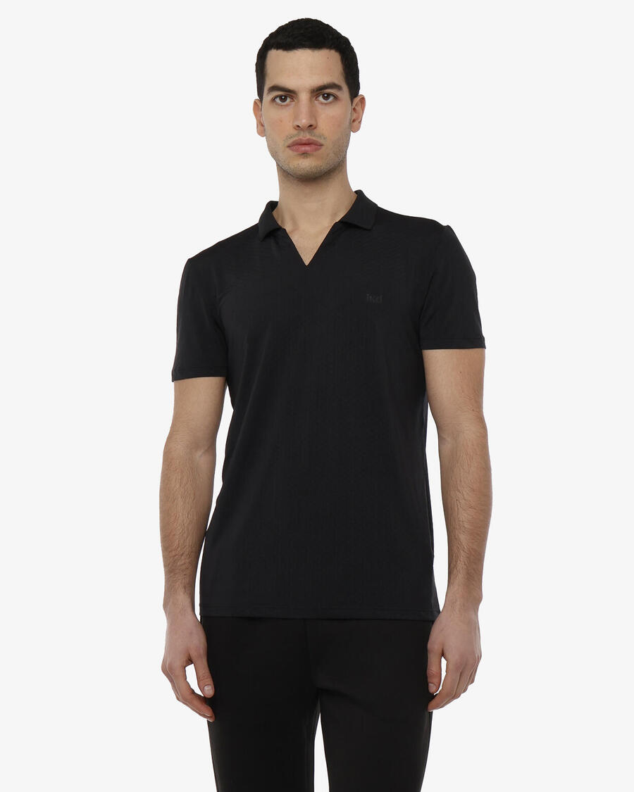 JAKED Черная мужская рубашка-поло из синтетического материала для фитнеса
JAKED Черная мужская рубашка-поло из синтетического материала для фитнеса