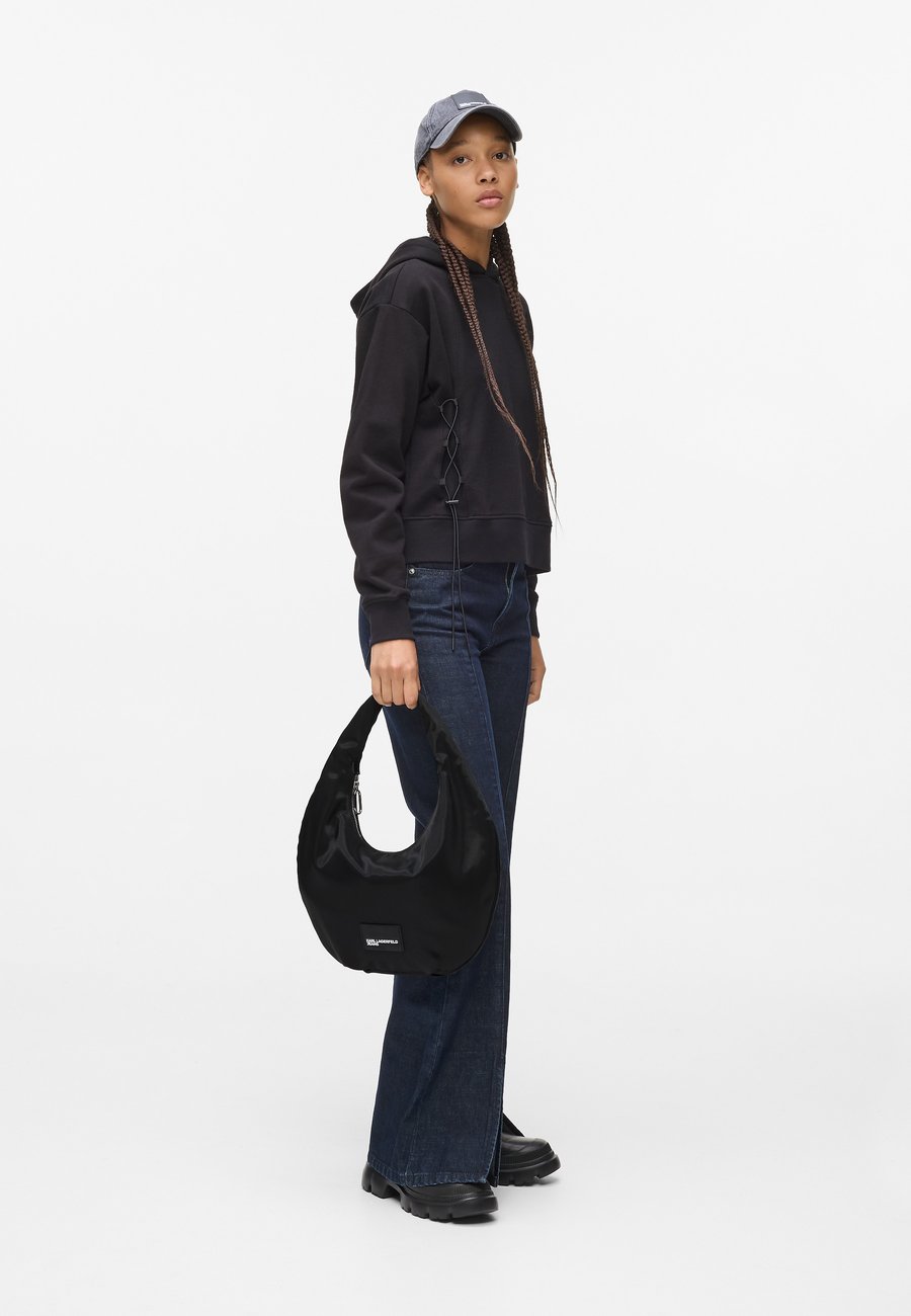 Сумка Karl Lagerfeld Jeans GLOSSY HOBO, Black
Сумка Karl Lagerfeld Jeans GLOSSY HOBO, Black