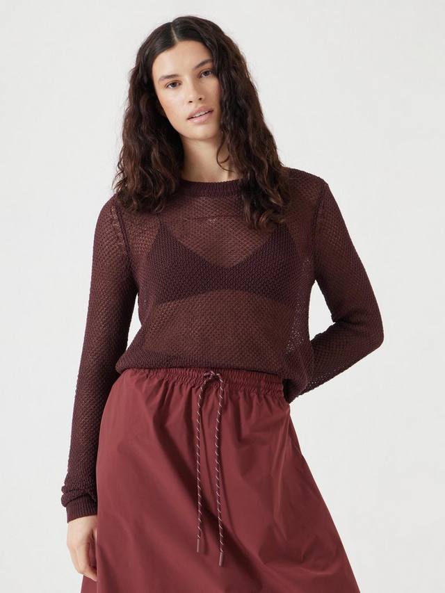 Полупрозрачный джемпер с текстурированной строчкой HUSH, цвет Fudge Brown
Полупрозрачный джемпер с текстурированной строчкой HUSH, цвет Fudge Brown