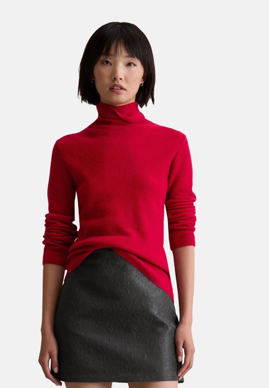 Джемпер Marc O'Polo DENIM Jumper, Red Mulberry/Red
Джемпер Marc O'Polo DENIM Jumper, Red Mulberry/Red