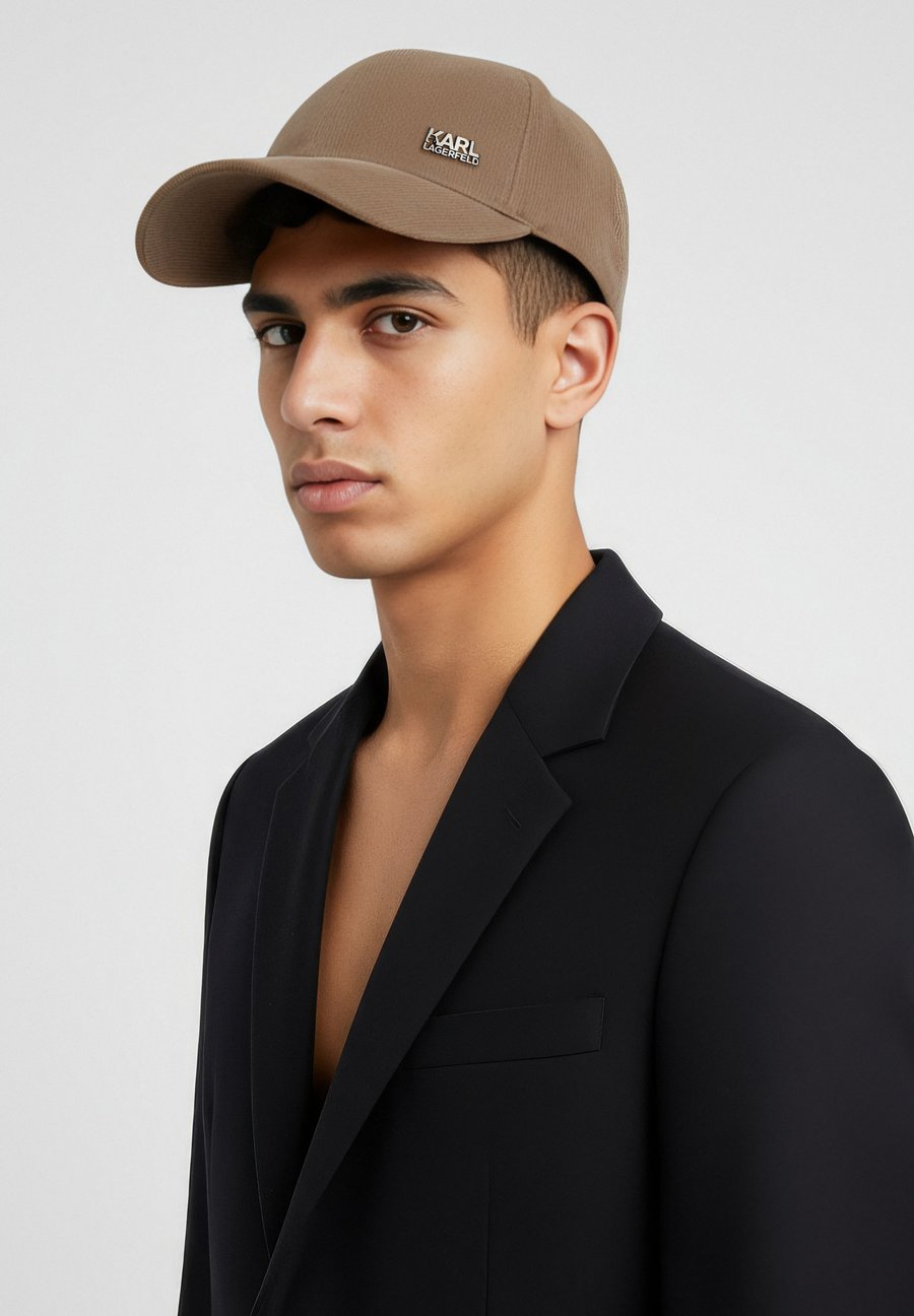 Бейсболка KARL LAGERFELD Cap, Camel/Brown
Бейсболка KARL LAGERFELD Cap, Camel/Brown