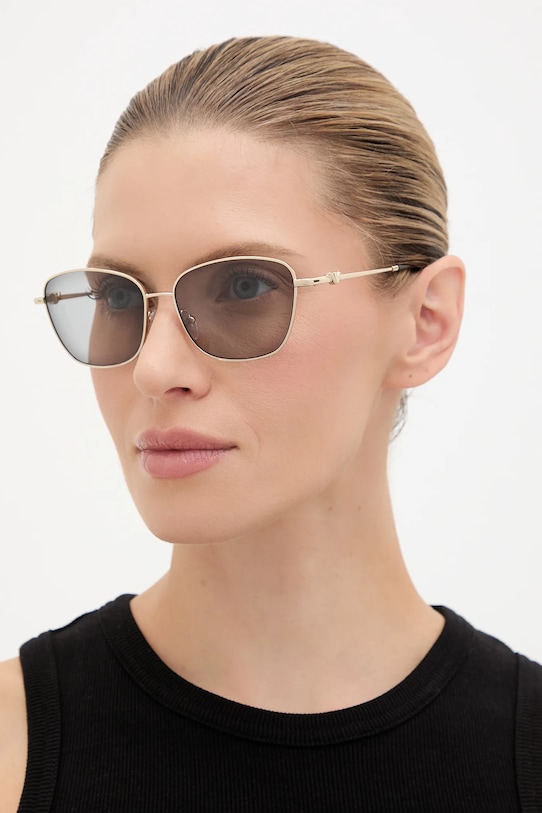 Солнцезащитные очки Emporio Armani, золотой
Солнцезащитные очки Emporio Armani, золотой