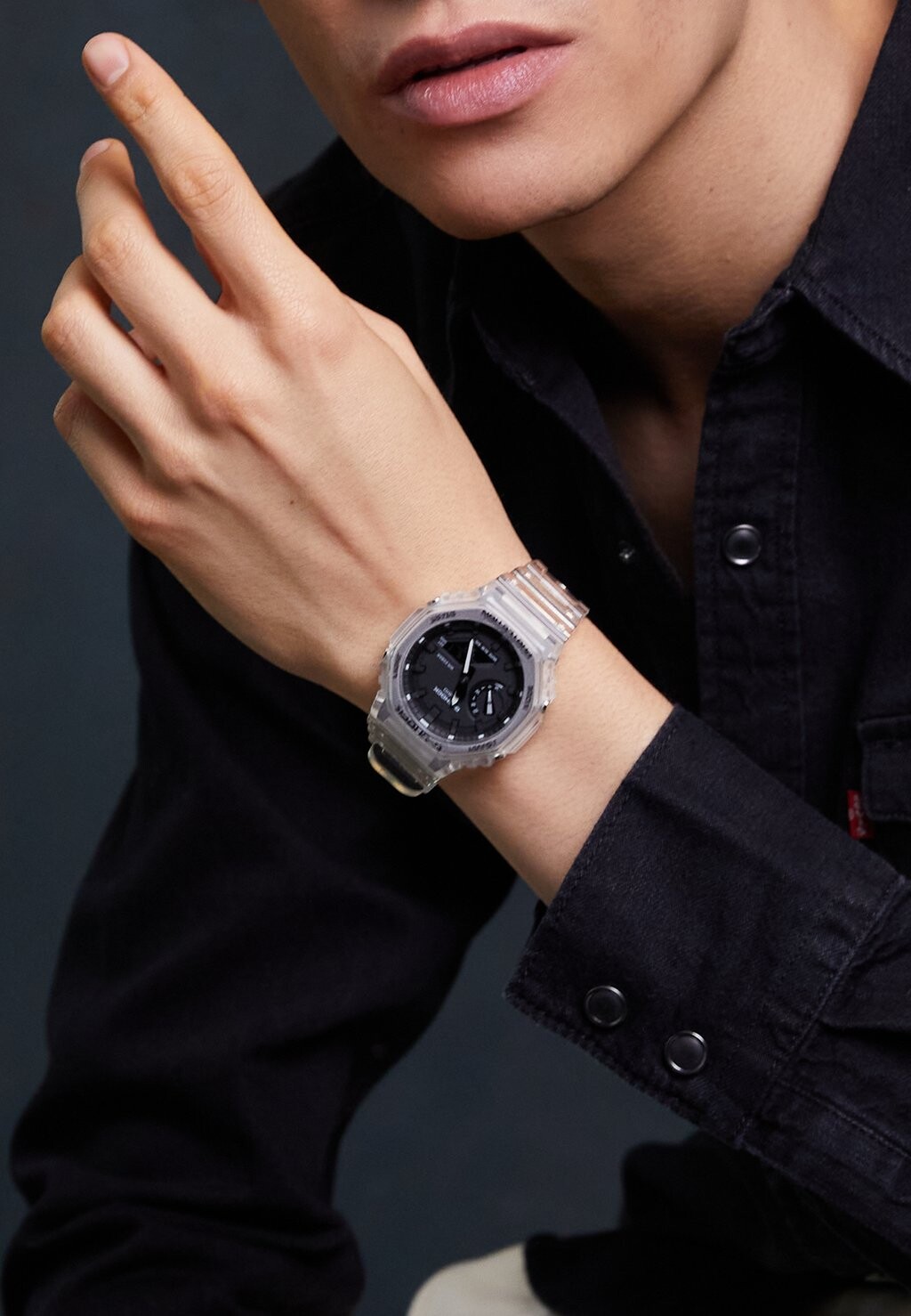 Электронные часы G-SHOCK
Электронные часы G-SHOCK