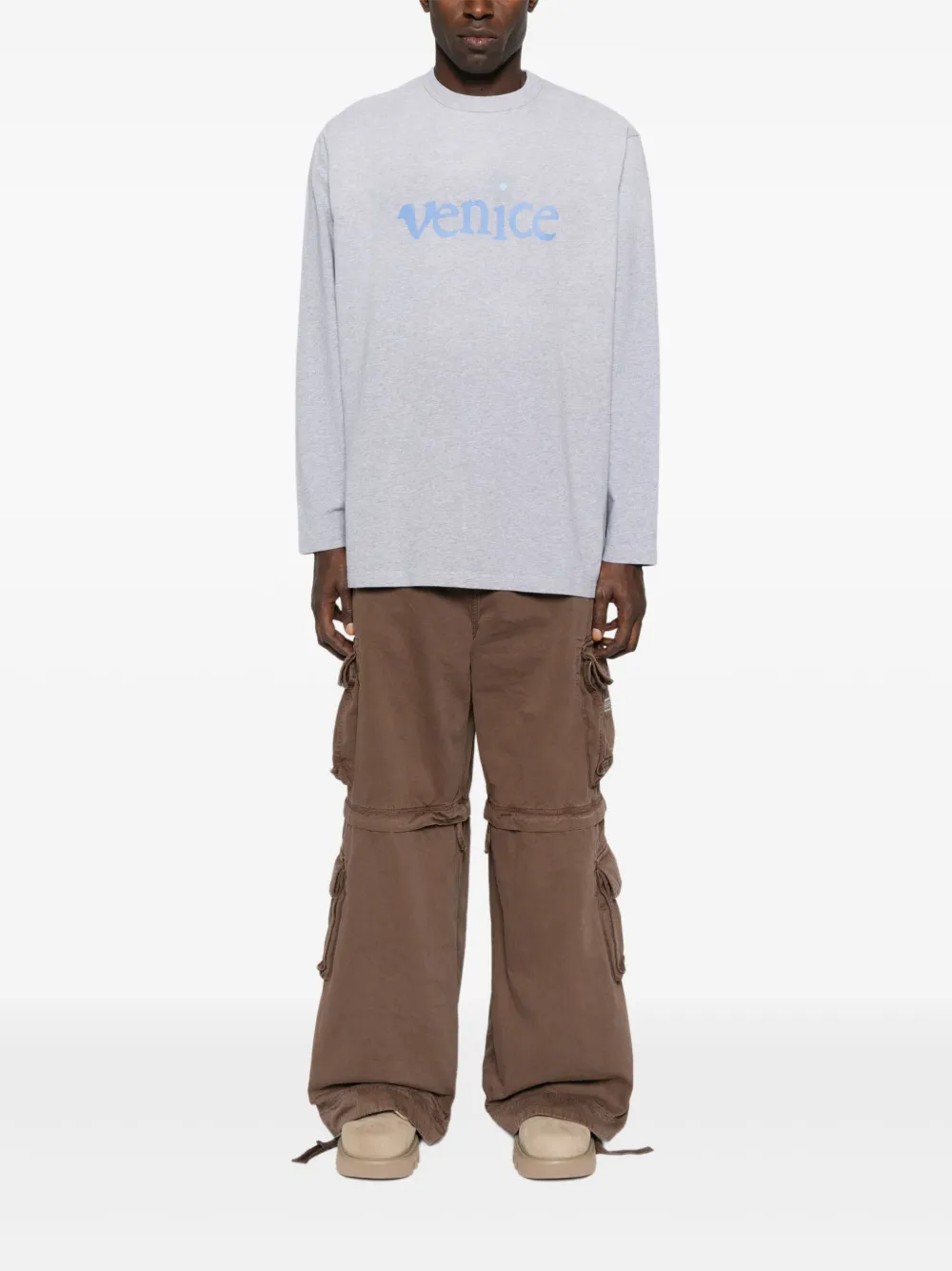 Футболка с длинными рукавами и принтом Erl, серый
Футболка с длинными рукавами и принтом Erl, серый