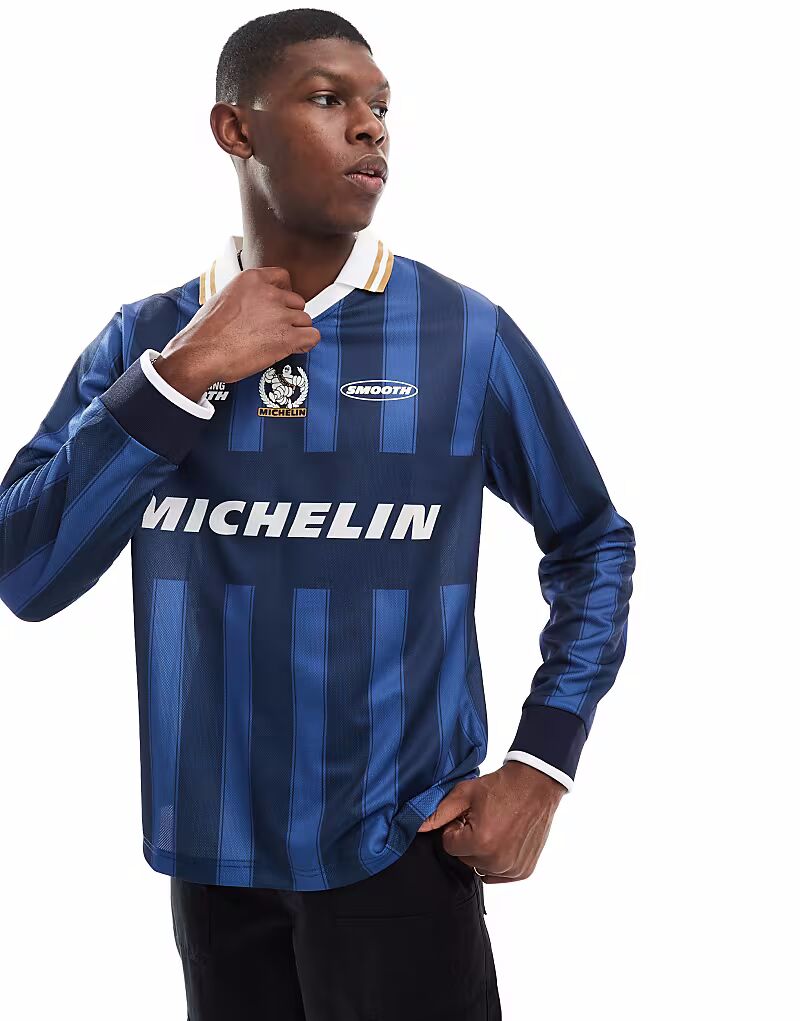 Футболка с длинными рукавами и графическим принтом из хлопка с лицензией Michelin в темно-синюю полоску Cotton:On 
Футболка с длинными рукавами и графическим принтом из хлопка с лицензией Michelin в темно-синюю полоску Cotton:On