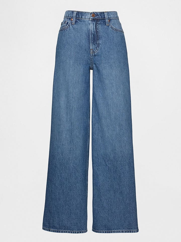 Джинсы - Комфортный крой - синего цвета GAP
Джинсы - Комфортный крой - синего цвета GAP