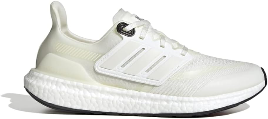 Мужские беговые кроссовки adidas Ultraboost Made to Be Remade, белый/черный
Мужские беговые кроссовки adidas Ultraboost Made to Be Remade, белый/черный