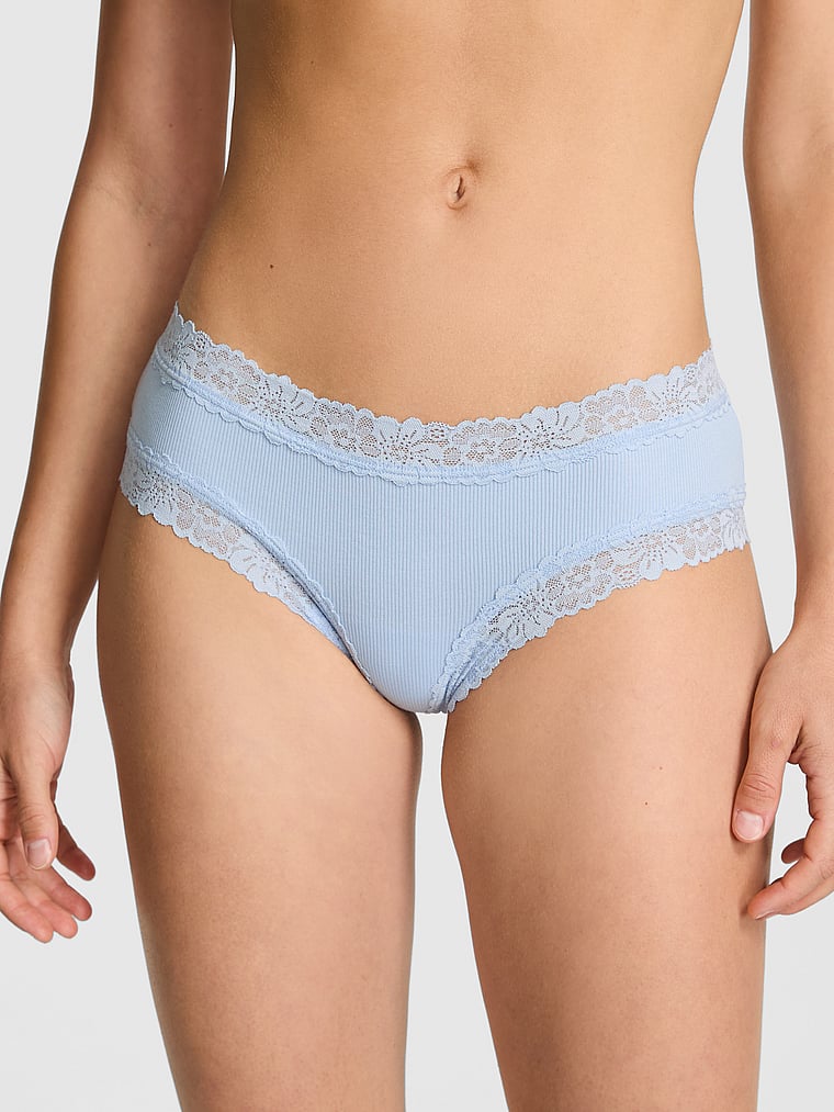 Кружевные трусики Wink с дерзкой отделкой Pink, lace trim icy blue
Кружевные трусики Wink с дерзкой отделкой Pink, lace trim icy blue