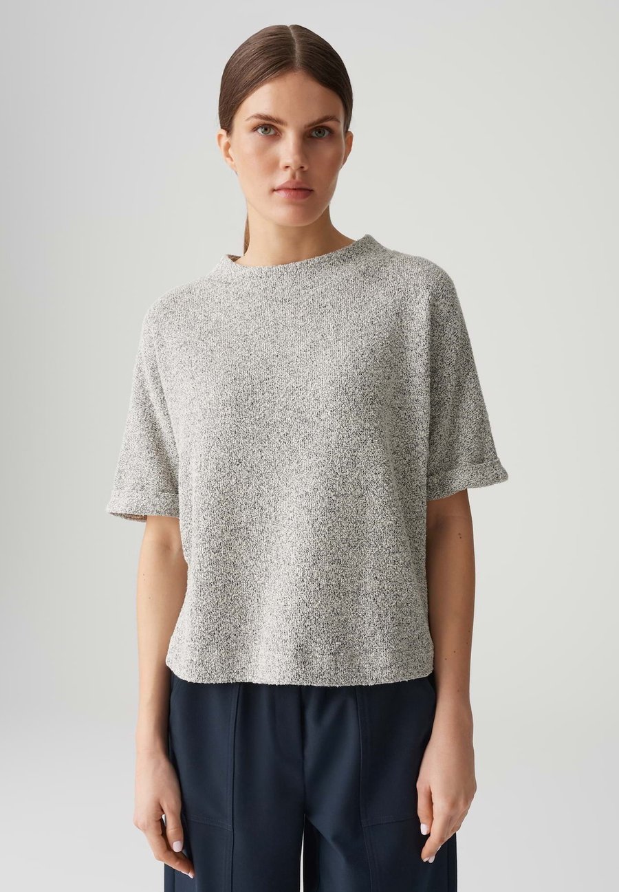 Футболка OPUS LOOSE FIT, Hazy Fog Melange/Grey
Футболка OPUS LOOSE FIT, Hazy Fog Melange/Grey