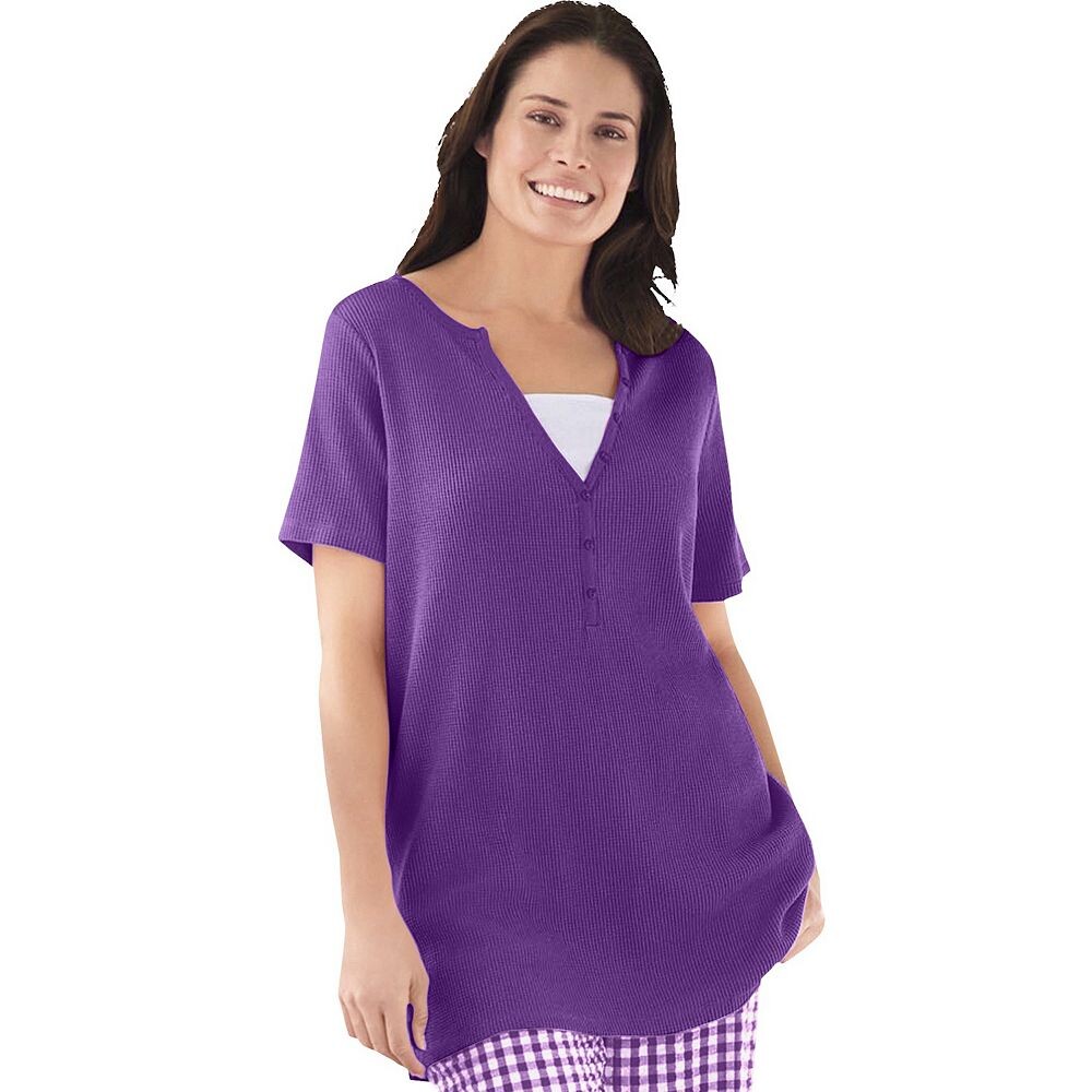 Женщина в женской теплой футболке Henley больших размеров с разрезом Woman Within, цвет Purple Orchid
Женщина в женской теплой футболке Henley больших размеров с разрезом Woman Within, цвет Purple Orchid