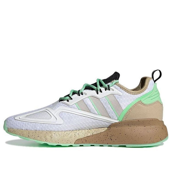 Кроссовки star wars x zx 2k boost Adidas, белый
Кроссовки star wars x zx 2k boost Adidas, белый