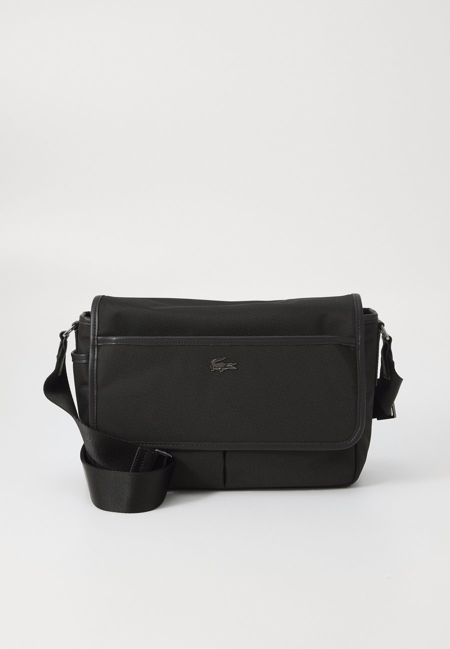 Сумка кросс-боди Lacoste MESSENGER BAG, Noir/Black
Сумка кросс-боди Lacoste MESSENGER BAG, Noir/Black