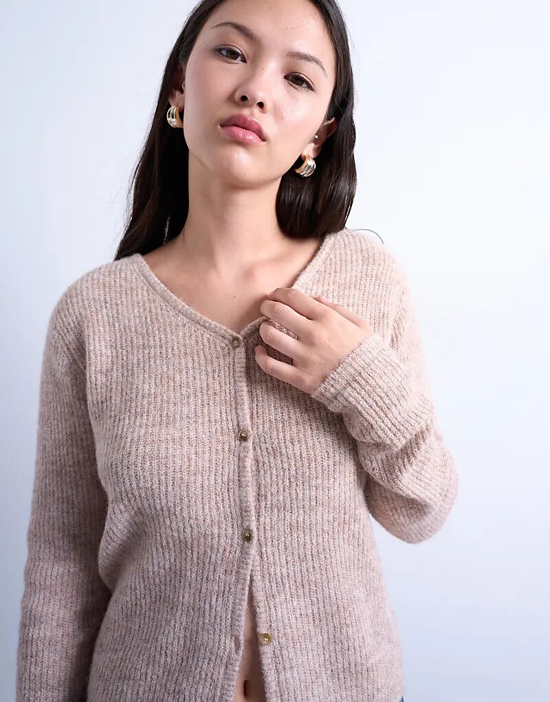 Вязаный кардиган Topshop с V-образным вырезом в рубчик, цвет «камень»
Вязаный кардиган Topshop с V-образным вырезом в рубчик, цвет «камень»