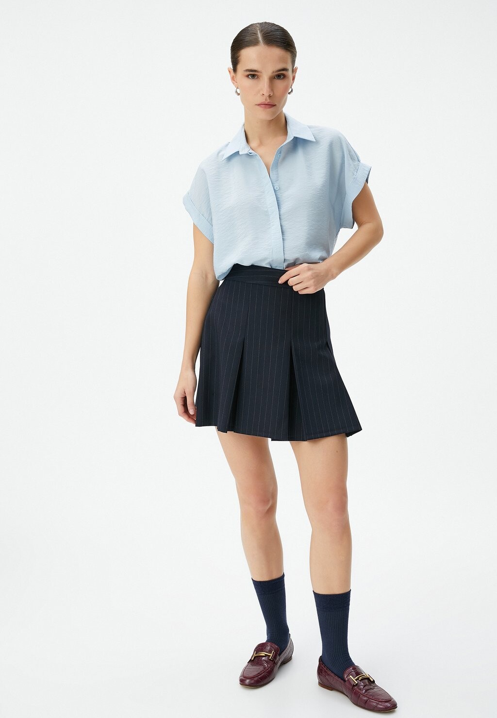 Блузка на пуговицах SHORT SLEEVE Koton, синий
Блузка на пуговицах SHORT SLEEVE Koton, синий