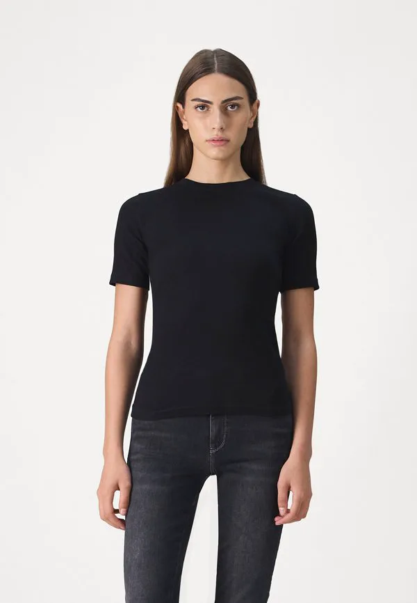 Простая футболка Samsøe Samsøe, Black, Черный, Простая футболка Samsøe Samsøe, Black
Простая футболка Samsøe Samsøe, Black, Черный, Простая футболка Samsøe Samsøe, Black