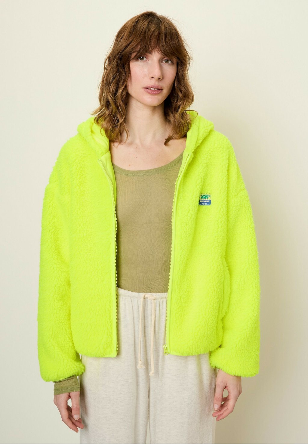 Флисовая куртка HOKTOWN American Vintage, флуоресцентный желтый
Флисовая куртка HOKTOWN American Vintage, флуоресцентный желтый