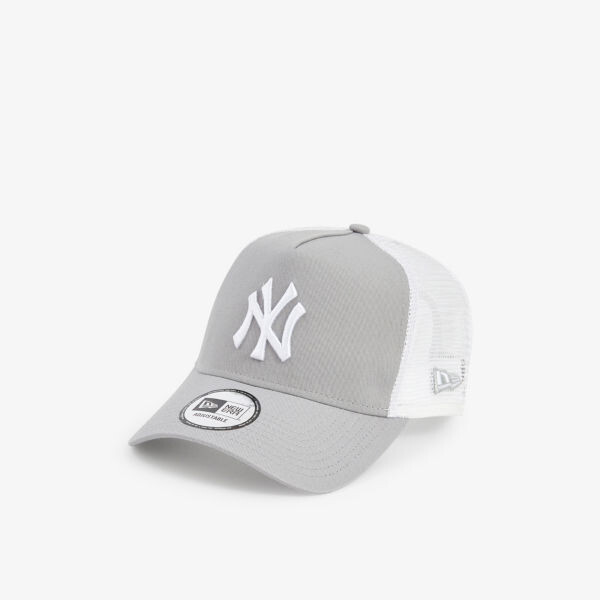 Кепка дальнобойщика TRUCKER New York Yankees из хлопка и сетки с вышитым логотипом New Era, белый
Кепка дальнобойщика TRUCKER New York Yankees из хлопка и сетки с вышитым логотипом New Era, белый