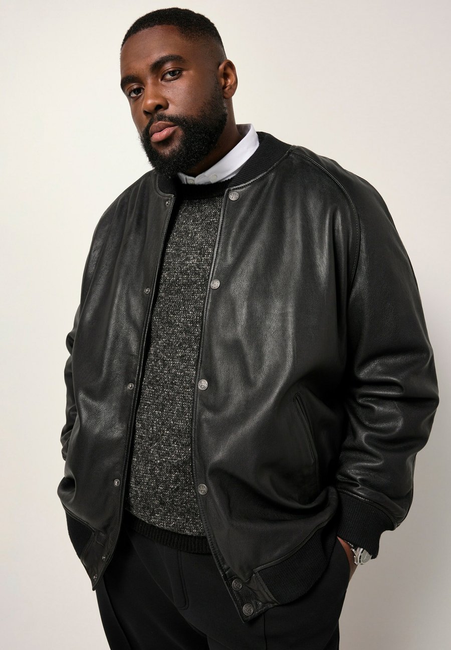 Куртка STHUGE COLLEGE, Black
Куртка STHUGE COLLEGE, Black