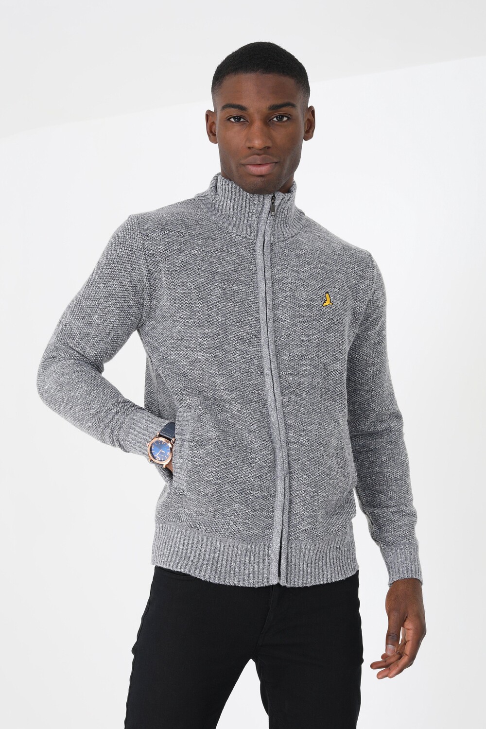 Вязаный джемпер с молнией и воротником-воронкой 'Дамир' Brave Soul, серый
Вязаный джемпер с молнией и воротником-воронкой 'Дамир' Brave Soul, серый