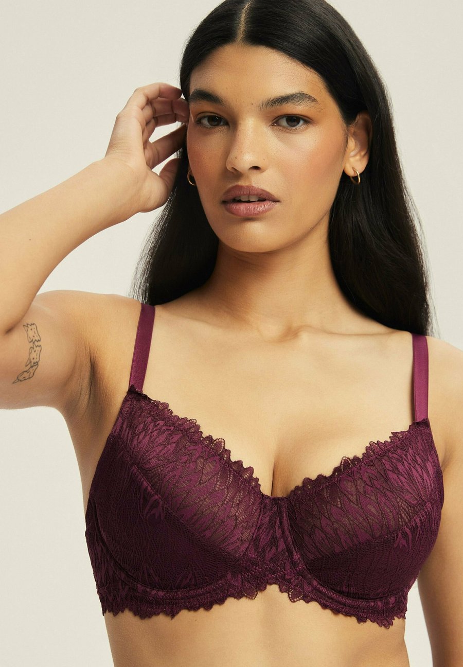 Бюстгальтер ESOTIQ OFIEL, Purple/Cognac
Бюстгальтер ESOTIQ OFIEL, Purple/Cognac