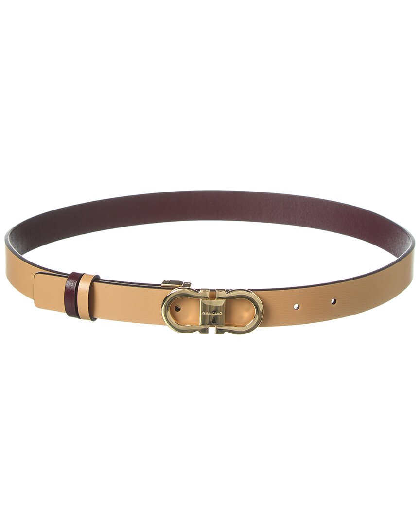 Двусторонний и регулируемый кожаный ремень Ferragamo Gancini Salvatore Ferragamo, бежевый
Двусторонний и регулируемый кожаный ремень Ferragamo Gancini Salvatore Ferragamo, бежевый