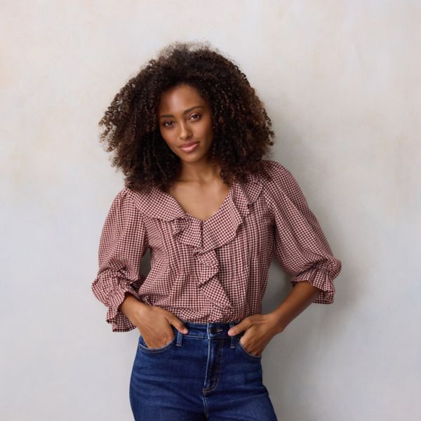 Женская блузка с рюшами и защипами спереди Lc Lauren Conrad, цвет wine gia gingham
Женская блузка с рюшами и защипами спереди Lc Lauren Conrad, цвет wine gia gingham