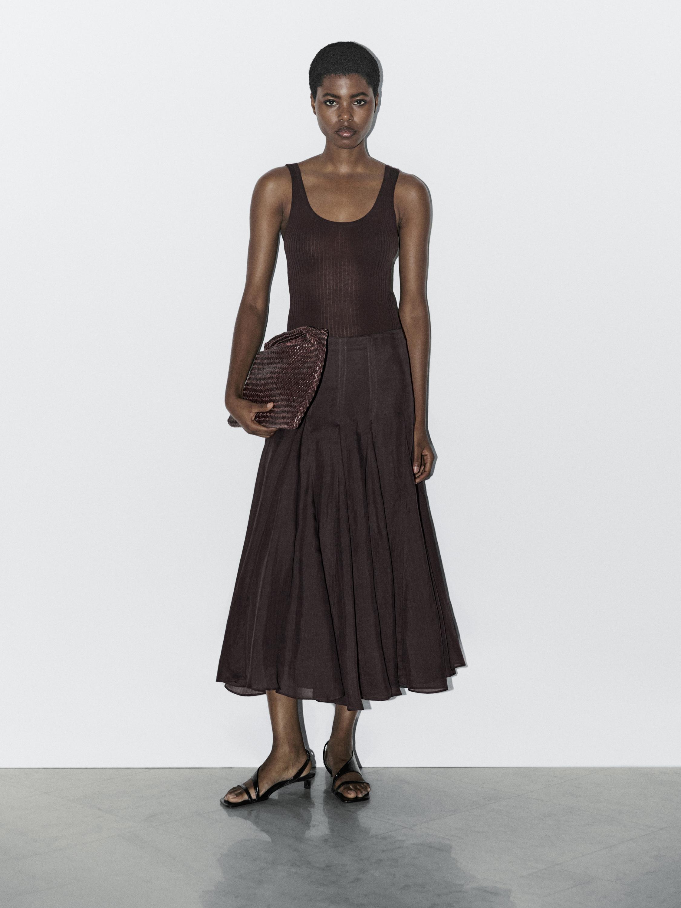 100% рами юбка-годе миди - студия Massimo Dutti, сиреневый
100% рами юбка-годе миди - студия Massimo Dutti, сиреневый