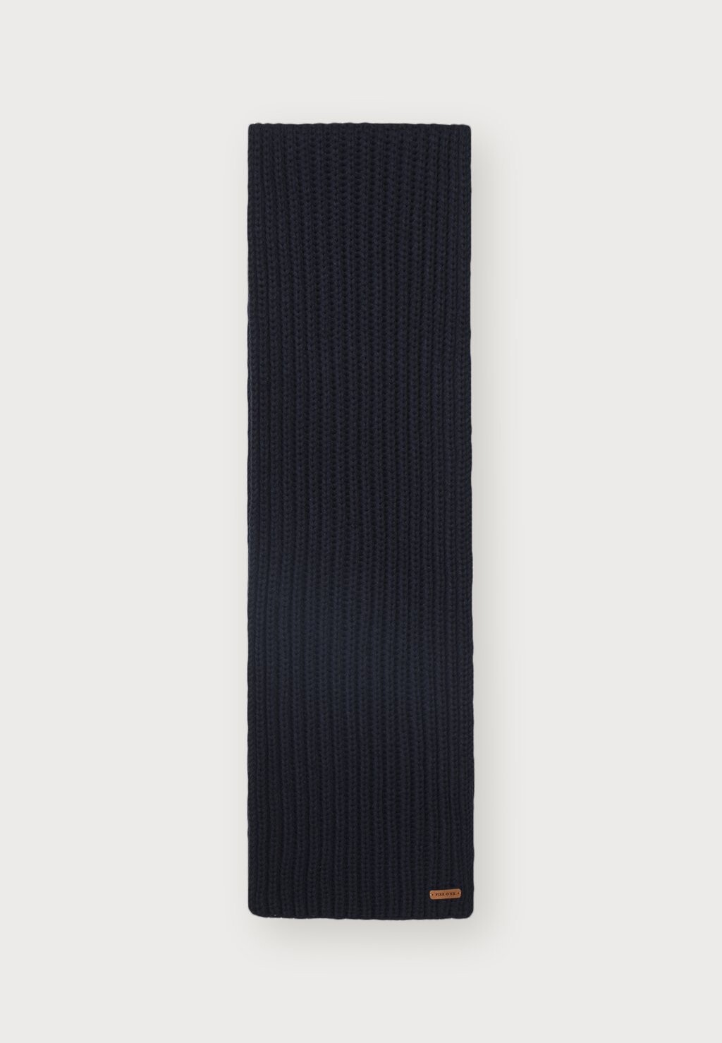 Шарф SET 503 Pier One, темно-синий
Шарф SET 503 Pier One, темно-синий