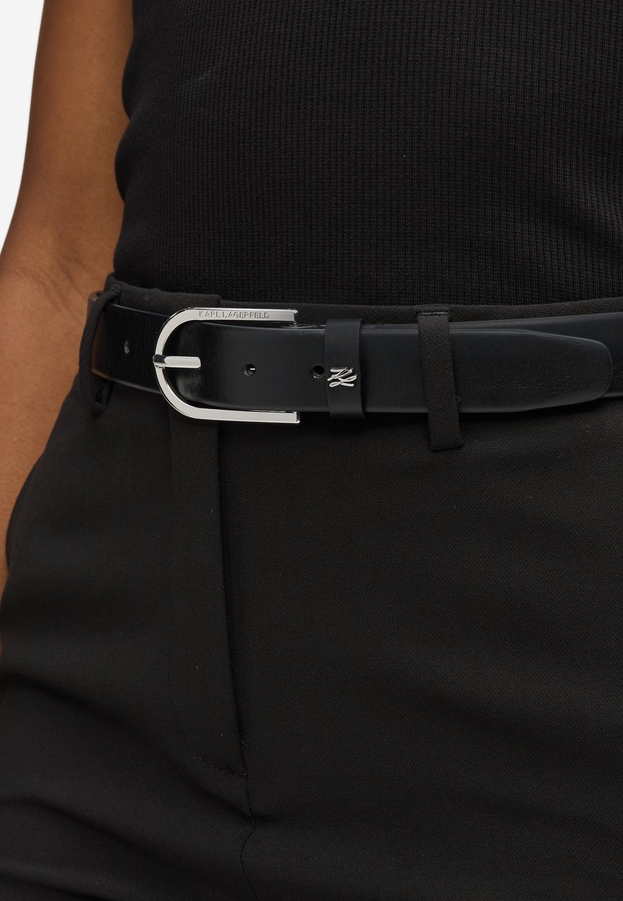 Ремень KARL LAGERFELD AUTOGRAPH ROUND BELT, Black
Ремень KARL LAGERFELD AUTOGRAPH ROUND BELT, Black