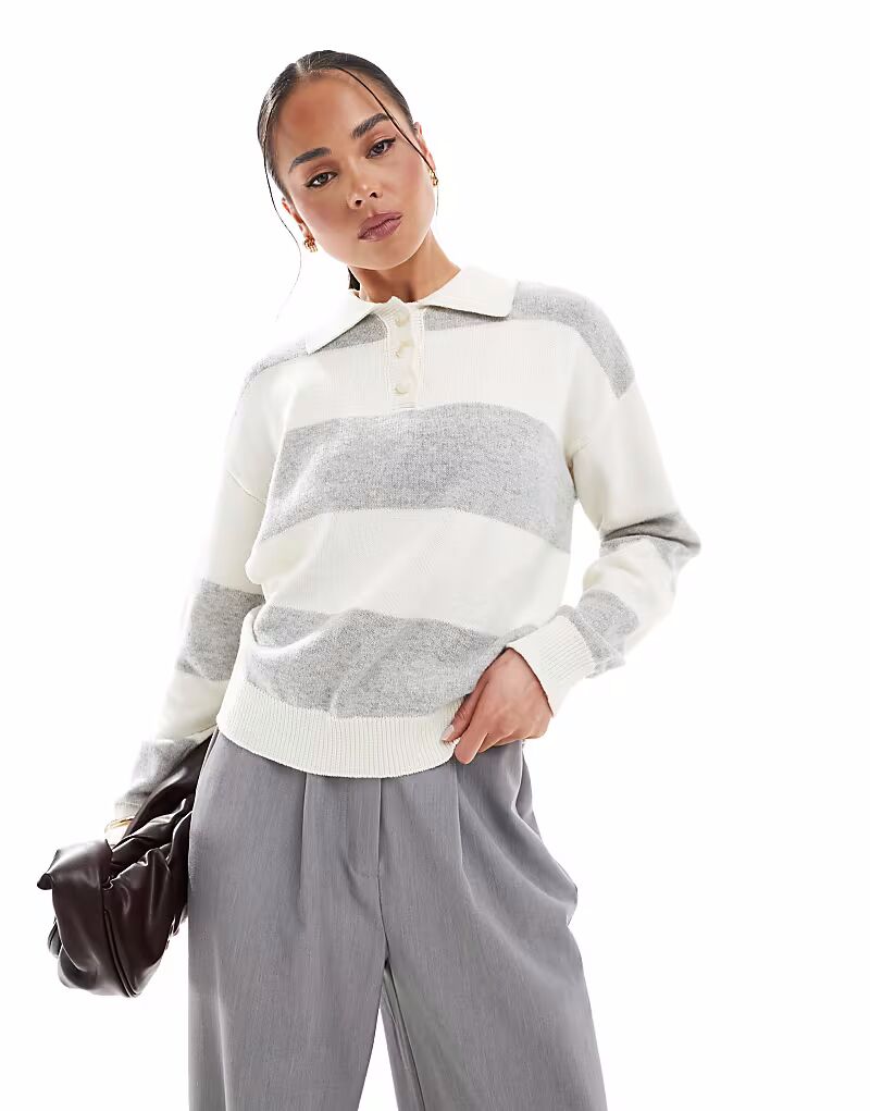 Трикотажная кофта регби в полоску цвета «Охотник» кремового цвета
Трикотажная кофта регби в полоску цвета «Охотник» кремового цвета