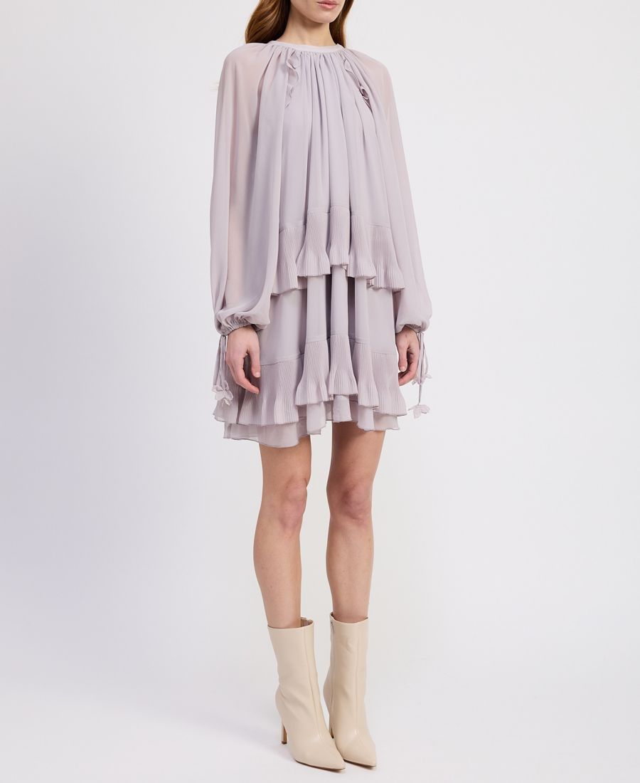 Многоярусное мини-платье с рюшами Junior's Nicollette En Saison, Lavender
Многоярусное мини-платье с рюшами Junior's Nicollette En Saison, Lavender