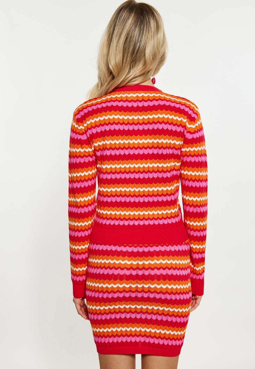 Кардиган IZIA, красный
Кардиган IZIA, красный