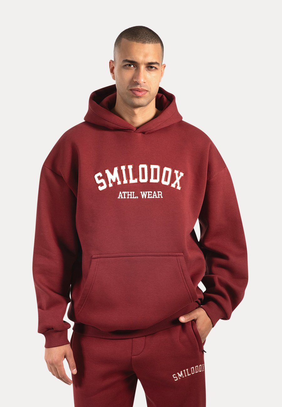 Худи Smilodox CASUAL LOGO KAYSON, Bordeaux
Худи Smilodox CASUAL LOGO KAYSON, Bordeaux