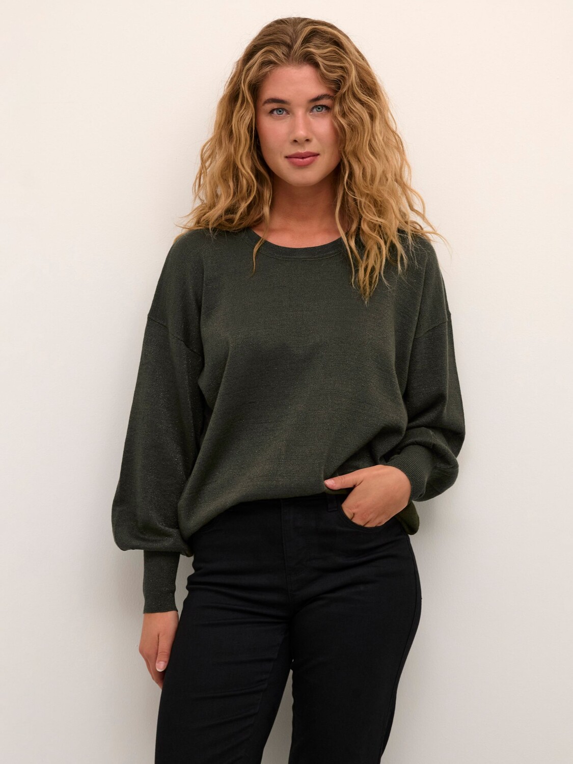 Блестящий джемпер Regina KAFFE, лесная ночь
Блестящий джемпер Regina KAFFE, лесная ночь