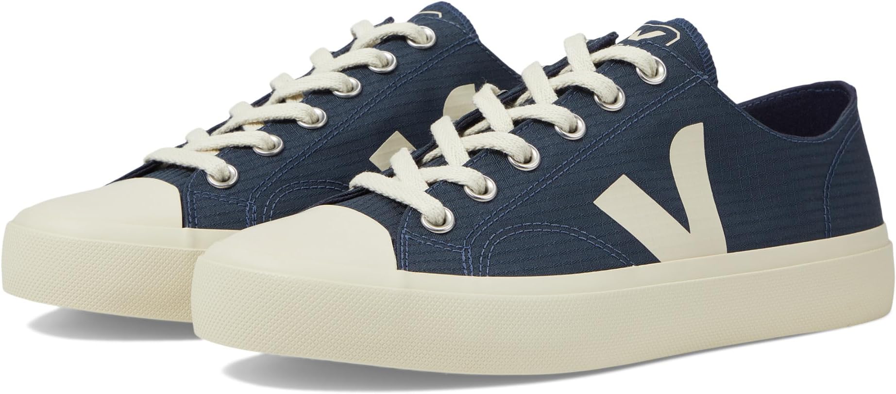 Кроссовки VEJA Wata II Low, цвет Nautico/Pierre
Кроссовки VEJA Wata II Low, цвет Nautico/Pierre