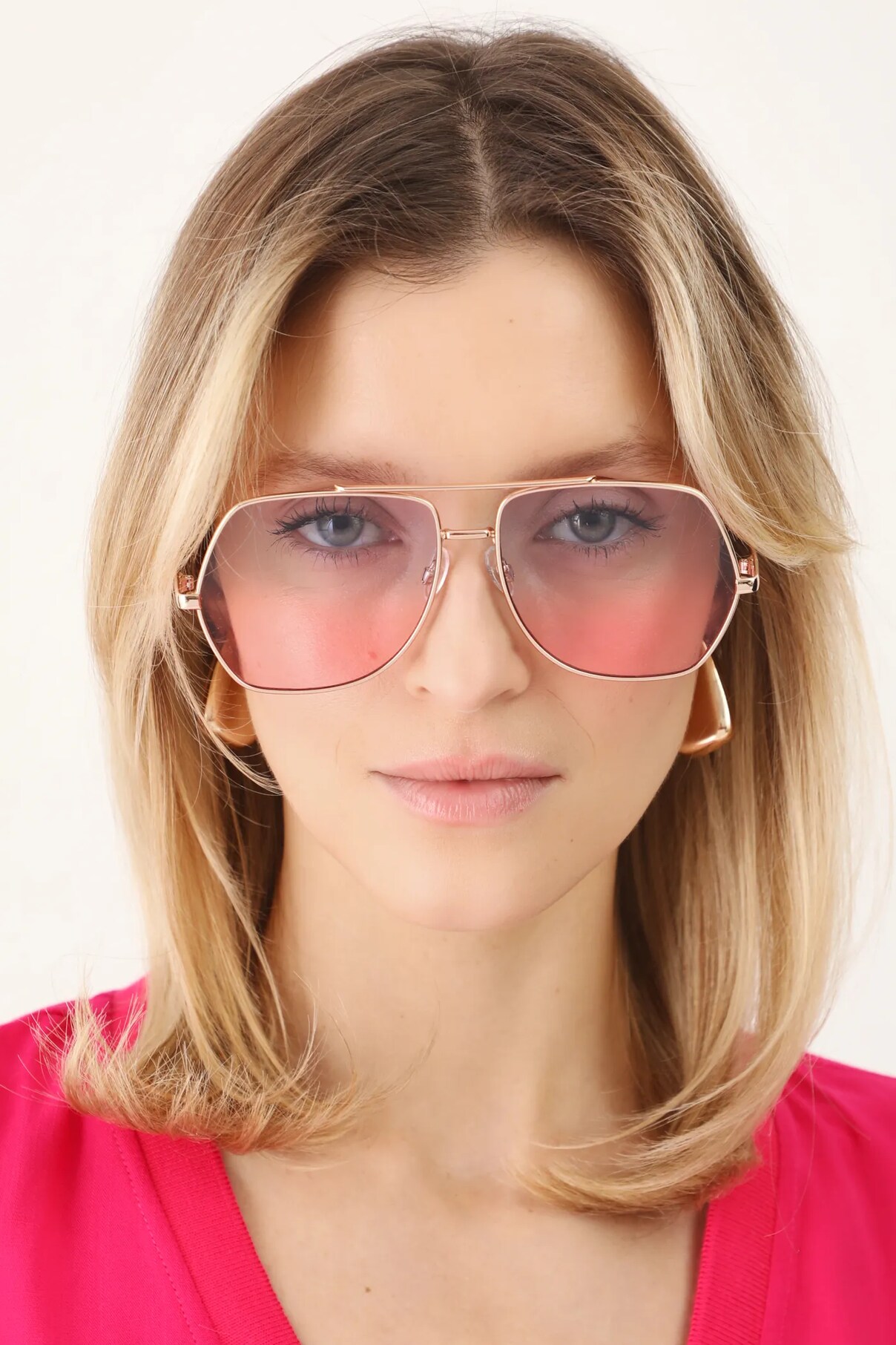 Солнцезащитные очки Medicine, розовый
Солнцезащитные очки Medicine, розовый
