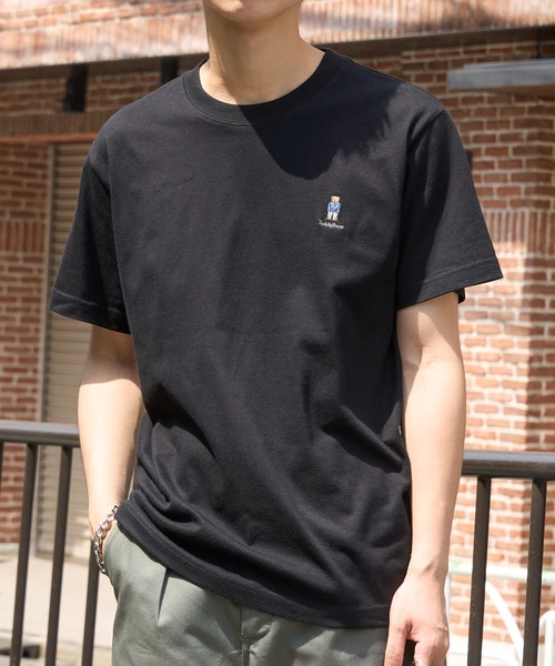 Футболка унисекс с вышивкой плюшевого мишки THE FINAL VIEW, черный
Футболка унисекс с вышивкой плюшевого мишки THE FINAL VIEW, черный