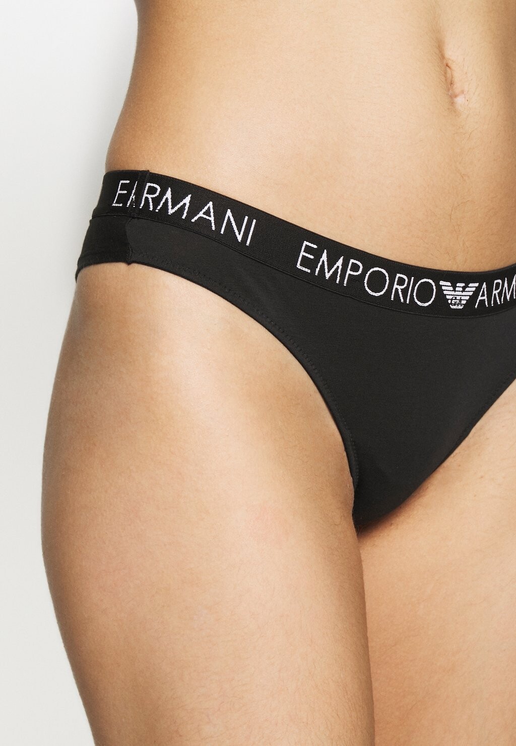 Трусы BRAZILIAN BRIEF 2 PACK Emporio Armani, черный
Трусы BRAZILIAN BRIEF 2 PACK Emporio Armani, черный