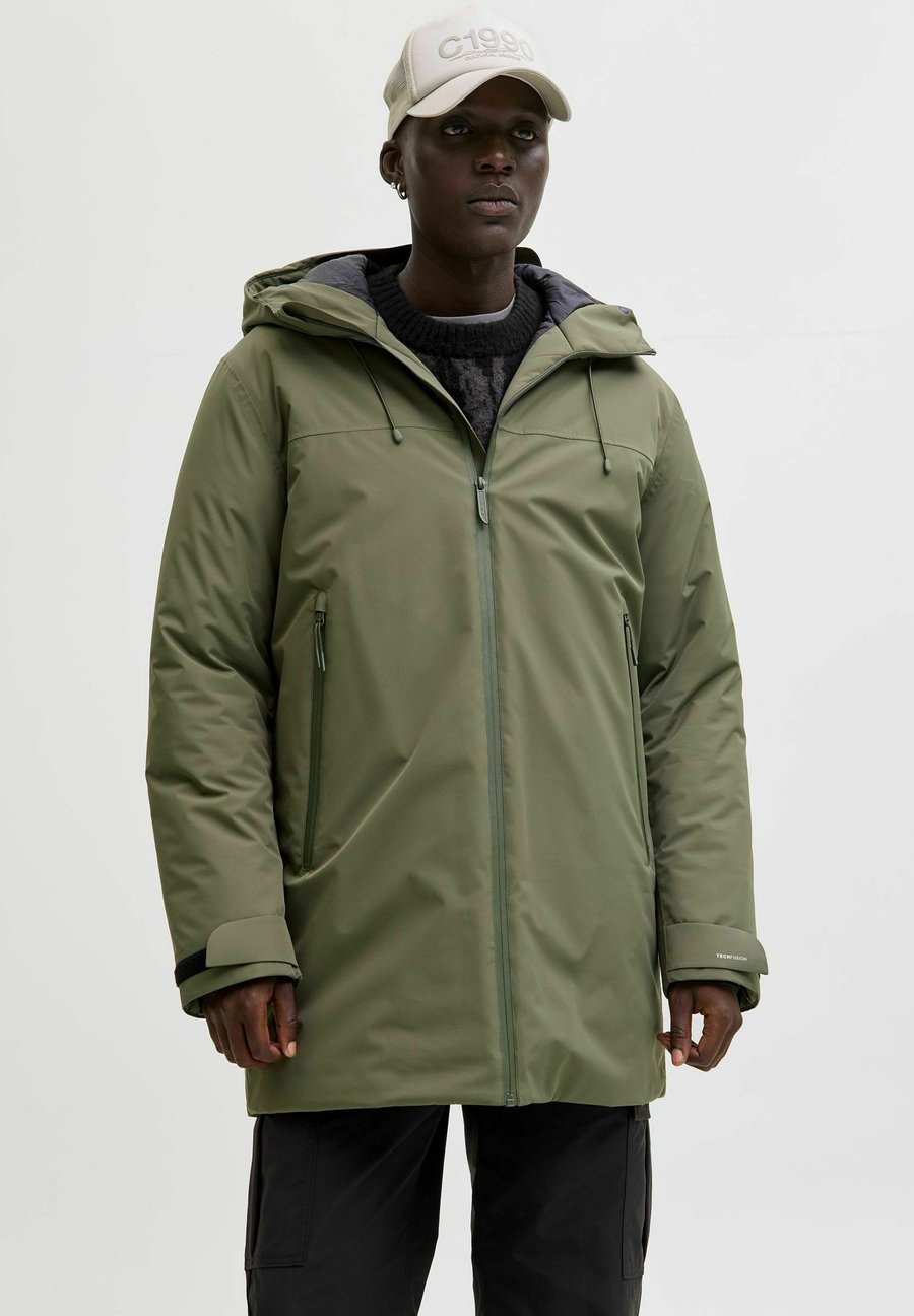 Пальто Jack & Jones Winter coat, Grape Leaf/Dark Green
Пальто Jack & Jones Winter coat, Grape Leaf/Dark Green