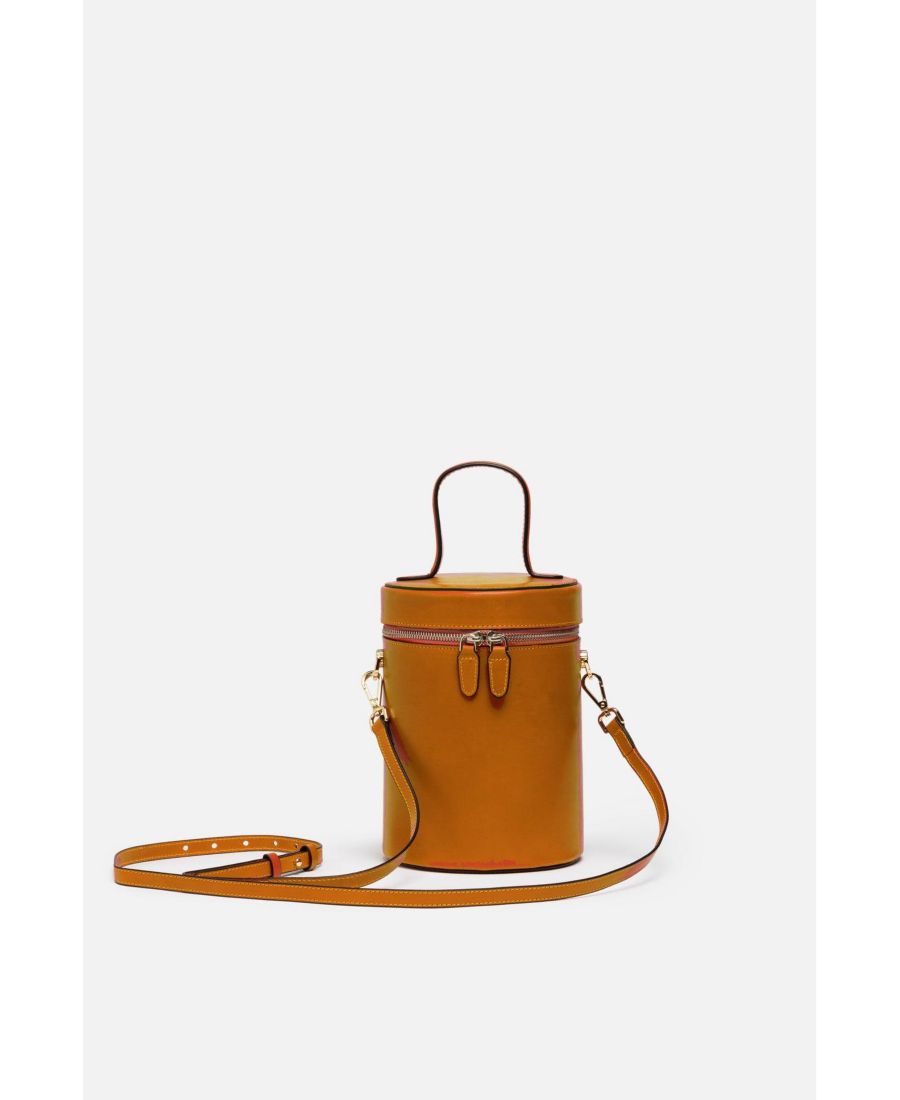Кожаная сумка-ведро NOLA, бежевого цвета Silver & Riley, Beige/Khaki
Кожаная сумка-ведро NOLA, бежевого цвета Silver & Riley, Beige/Khaki
