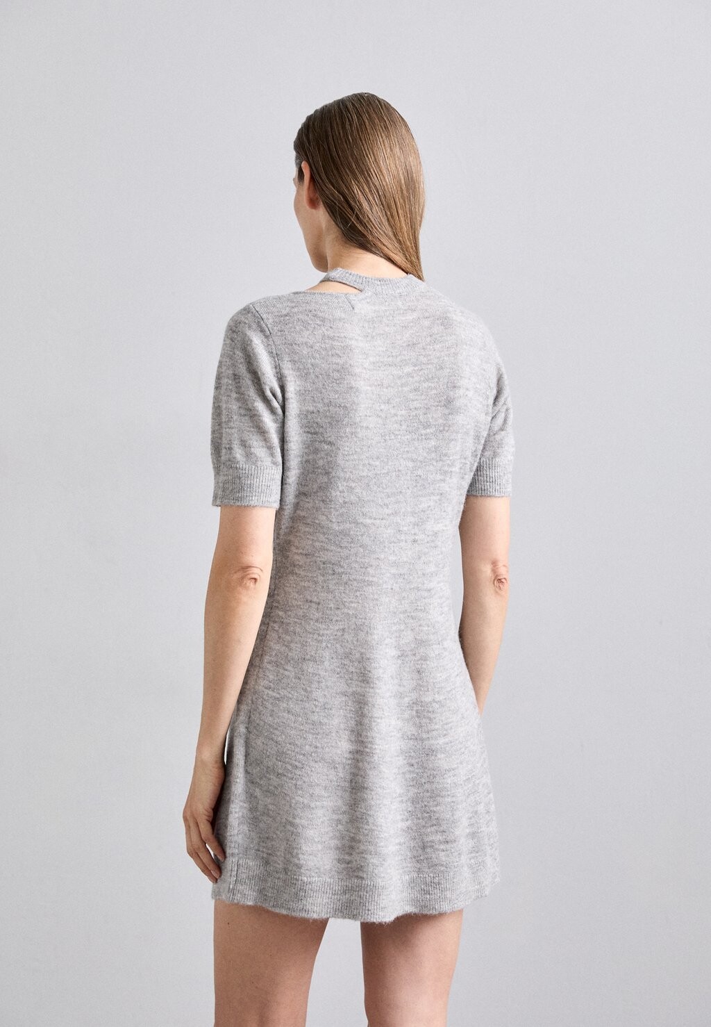 Трикотажное платье VERONA CUT DRESS DESIGNERS REMIX, серый
Трикотажное платье VERONA CUT DRESS DESIGNERS REMIX, серый