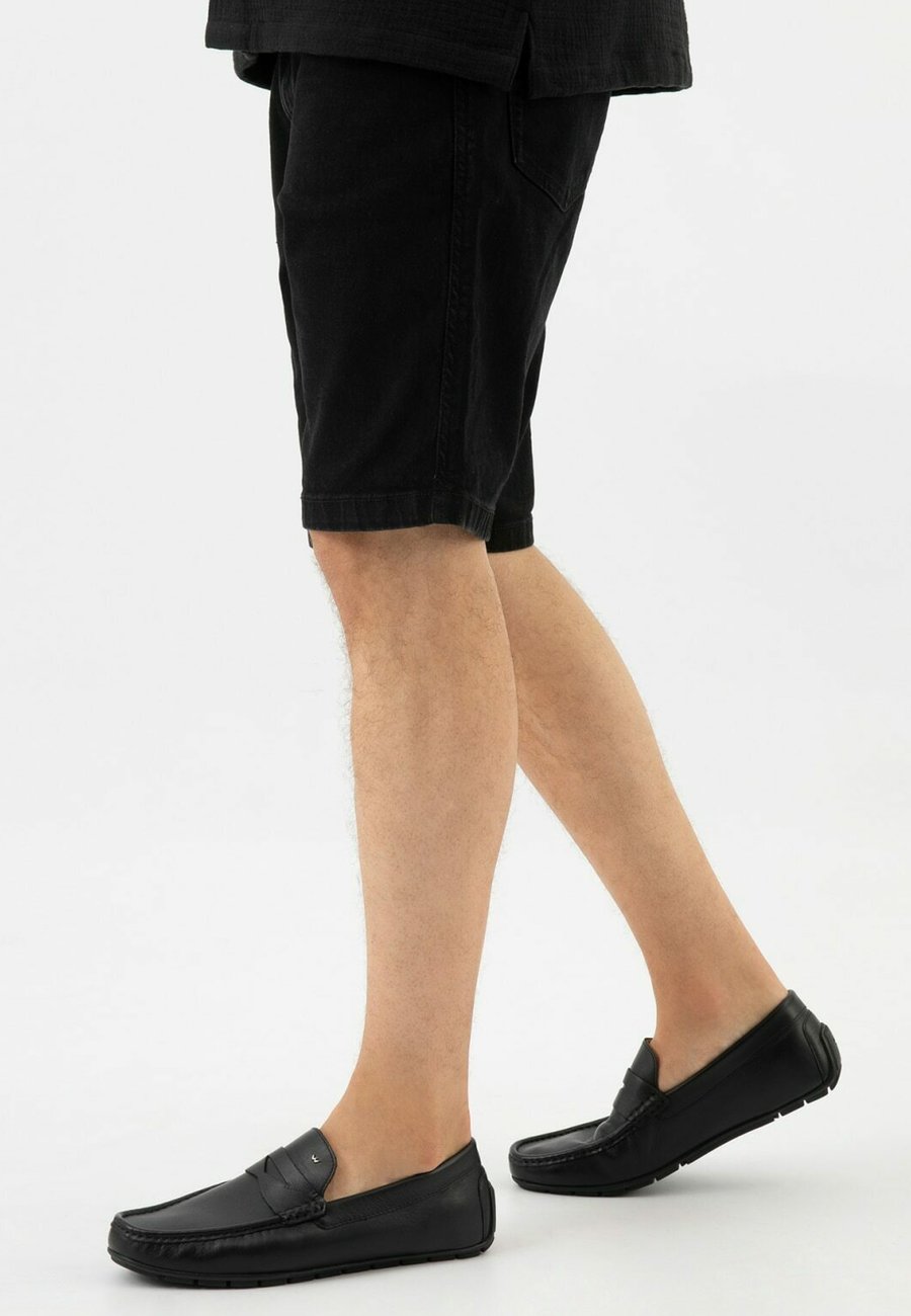 Лоферы Wojas Moccasins, Black
Лоферы Wojas Moccasins, Black